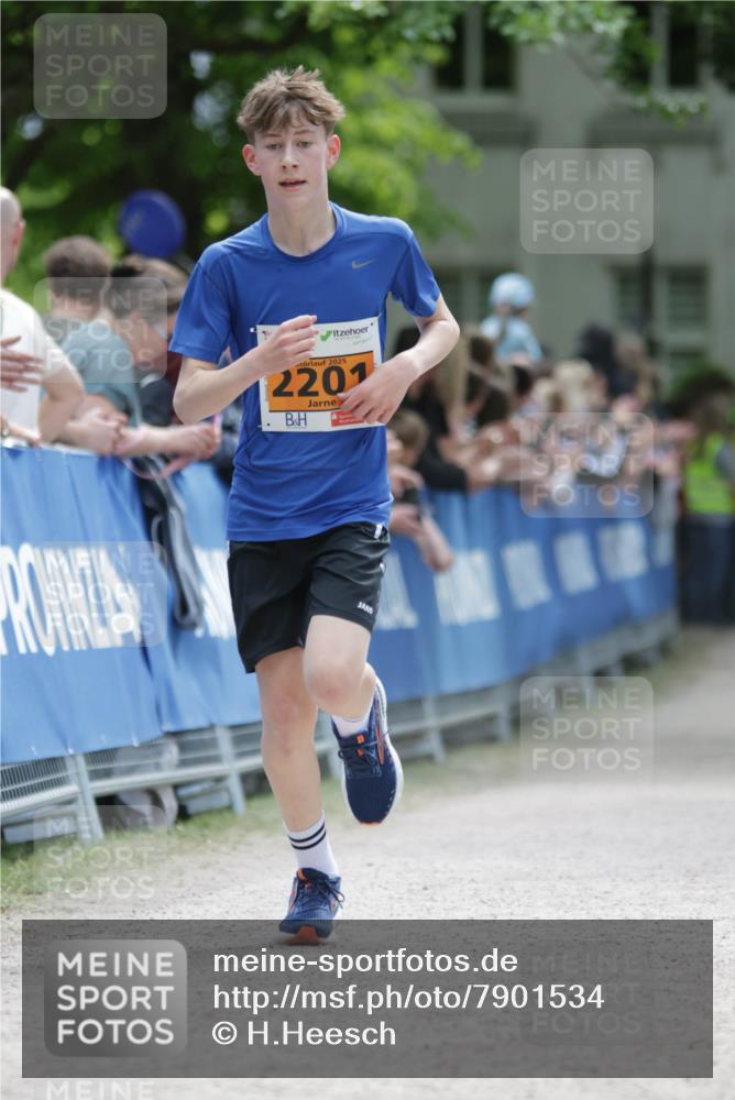 17.05.2025 - Störlauf H.Heesch http://msf.ph/oto/7901534 17.05.2025 15:26:20 Ziel 2025, 2201 meine-sportfotos.de