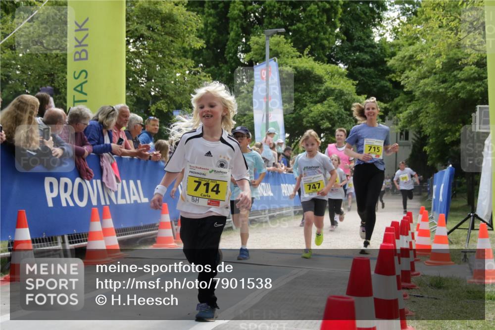 17.05.2025 - Störlauf H.Heesch http://msf.ph/oto/7901538 17.05.2025 14:13:17 Ziel 2025, 714, 747, 715 meine-sportfotos.de
