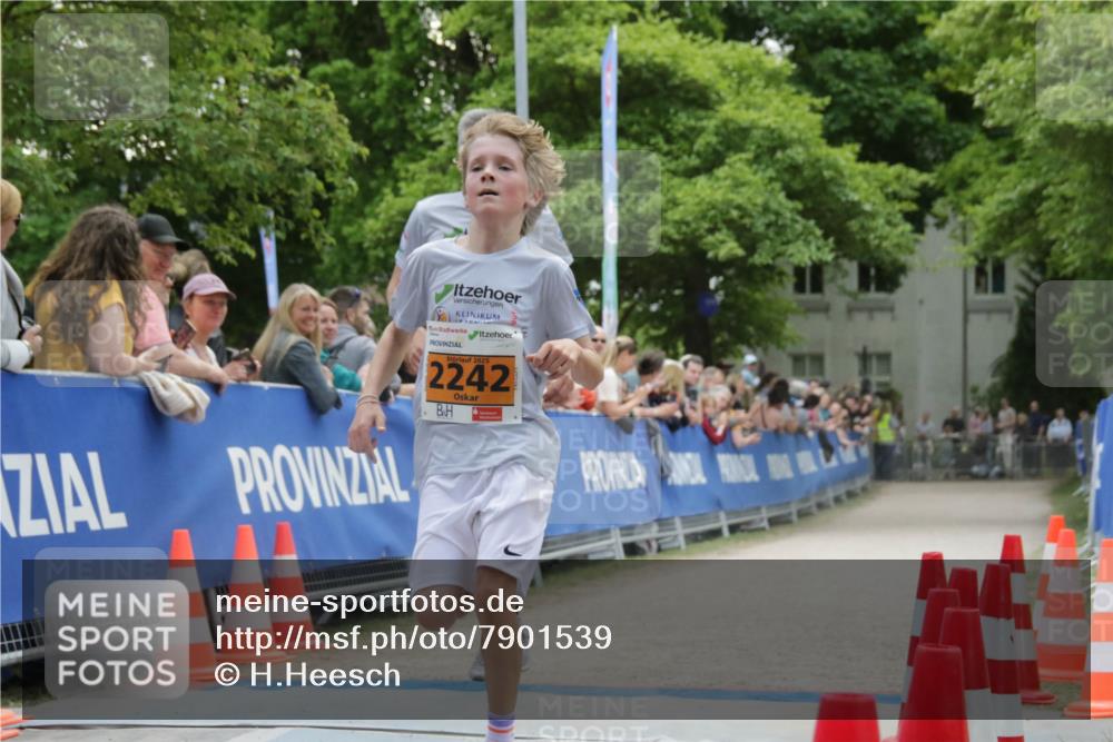 17.05.2025 - Störlauf H.Heesch http://msf.ph/oto/7901539 17.05.2025 15:22:00 Ziel 2025, 2242 meine-sportfotos.de