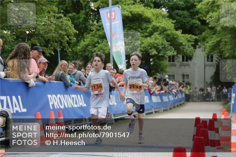 17.05.2025 - Störlauf H.Heesch http://msf.ph/oto/7901547 17.05.2025 15:22:49 Ziel 2136, 2135 meine-sportfotos.de