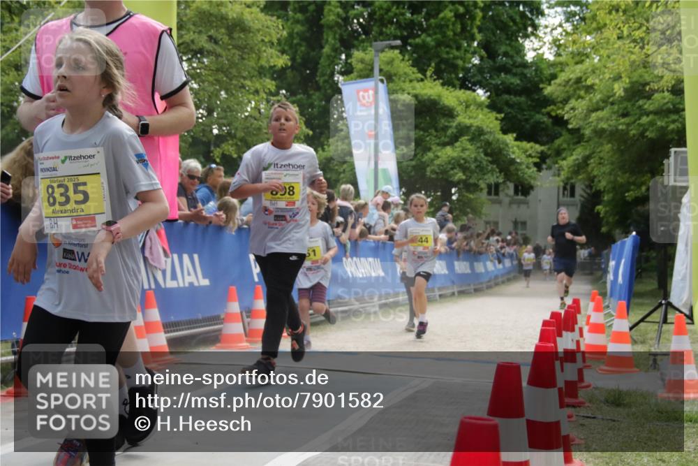 17.05.2025 - Störlauf H.Heesch http://msf.ph/oto/7901582 17.05.2025 14:13:21 Ziel 2025, 835, 898, 3, 44 meine-sportfotos.de