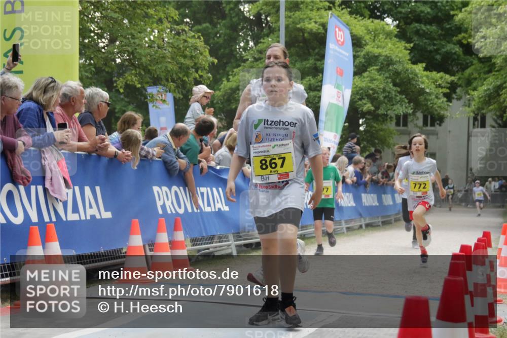 17.05.2025 - Störlauf H.Heesch http://msf.ph/oto/7901618 17.05.2025 14:13:46 Ziel 2025, 867, 17, 20, 8, 772 meine-sportfotos.de