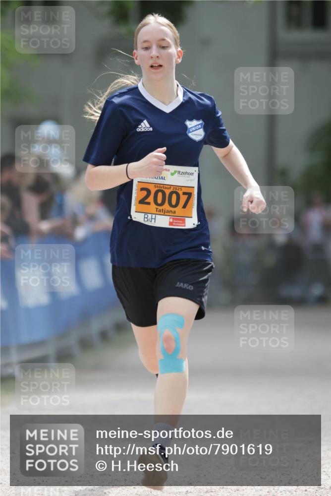 17.05.2025 - Störlauf H.Heesch http://msf.ph/oto/7901619 17.05.2025 15:26:37 Ziel 2025, 2007 meine-sportfotos.de