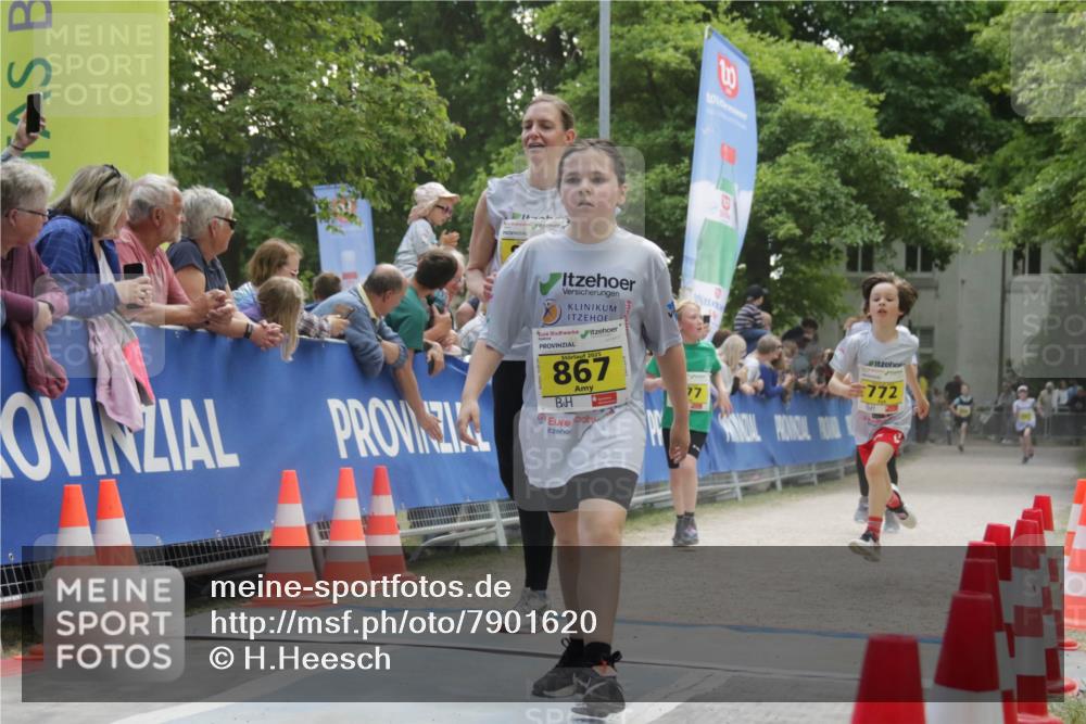 17.05.2025 - Störlauf H.Heesch http://msf.ph/oto/7901620 17.05.2025 14:13:46 Ziel 2025, 867, 20, 772 meine-sportfotos.de
