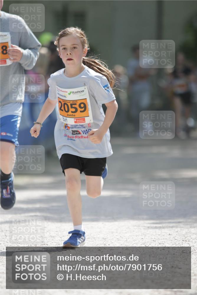 17.05.2025 - Störlauf H.Heesch http://msf.ph/oto/7901756 17.05.2025 15:27:22 Ziel 2025, 2059, 5, 2 meine-sportfotos.de