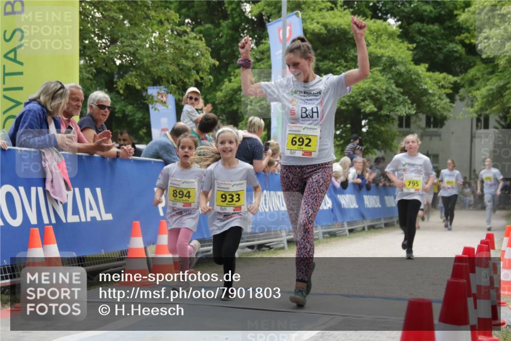 17.05.2025 - Störlauf H.Heesch http://msf.ph/oto/7901803 17.05.2025 14:15:25 Ziel 894, 933, 692, 795 meine-sportfotos.de