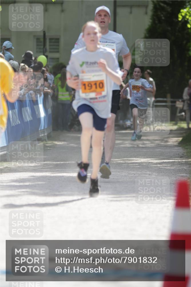 17.05.2025 - Störlauf H.Heesch http://msf.ph/oto/7901832 17.05.2025 15:27:40 Ziel 1910, 2057 meine-sportfotos.de
