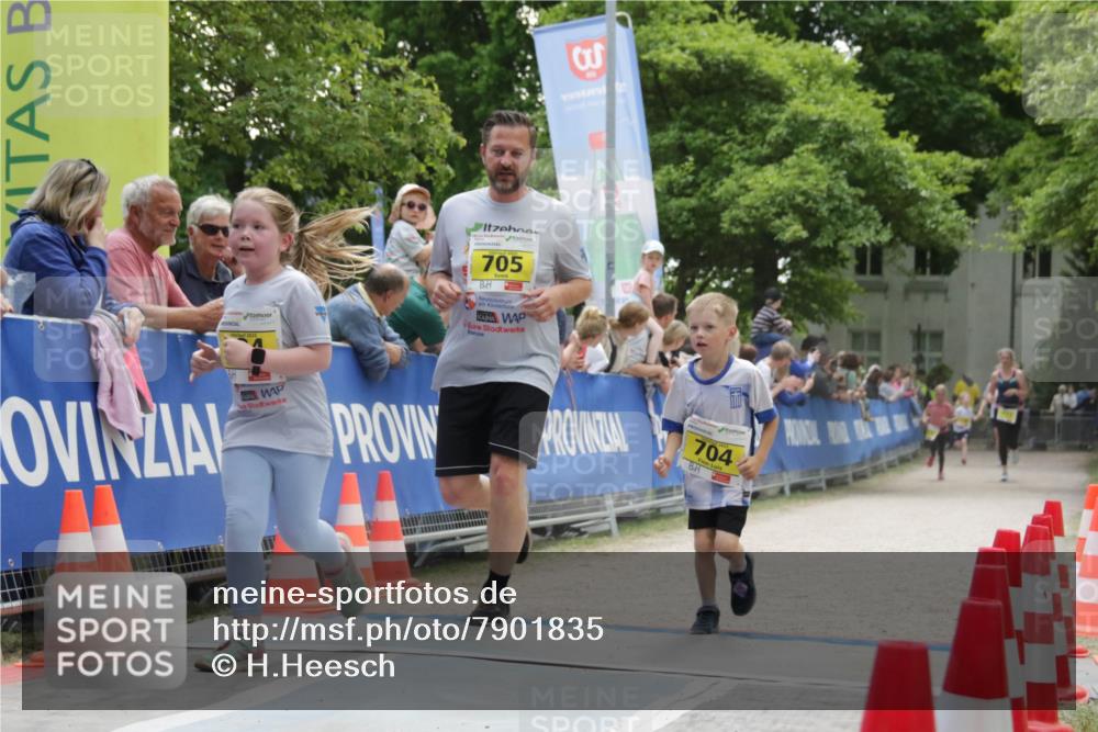 17.05.2025 - Störlauf H.Heesch http://msf.ph/oto/7901835 17.05.2025 14:15:43 Ziel 705, 3, 704 meine-sportfotos.de
