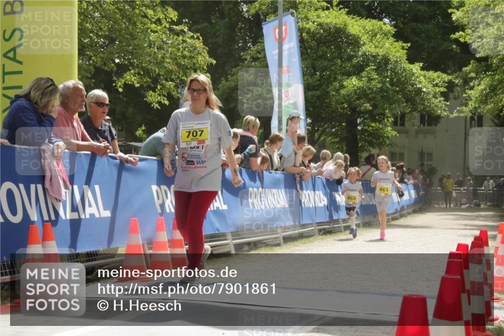 17.05.2025 - Störlauf H.Heesch http://msf.ph/oto/7901861 17.05.2025 14:16:19 Ziel 707, 19, 860, 861 meine-sportfotos.de