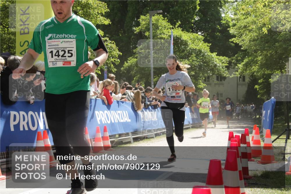 17.05.2025 - Störlauf H.Heesch http://msf.ph/oto/7902129 17.05.2025 14:42:33 Ziel 2025, 1425, 11, 561, 1261 meine-sportfotos.de