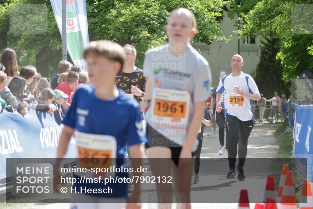 17.05.2025 - Störlauf H.Heesch http://msf.ph/oto/7902132 17.05.2025 15:28:40 Ziel 1867, 1961, 2154 meine-sportfotos.de