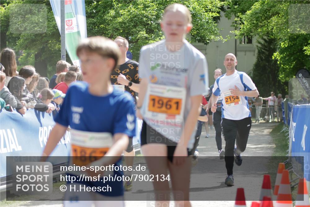 17.05.2025 - Störlauf H.Heesch http://msf.ph/oto/7902134 17.05.2025 15:28:40 Ziel 186, 88, 1961, 2154 meine-sportfotos.de