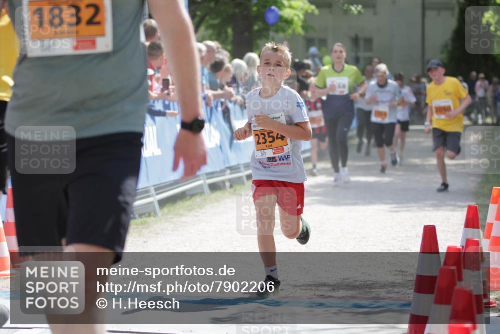 17.05.2025 - Störlauf H.Heesch http://msf.ph/oto/7902206 17.05.2025 15:28:54 Ziel 1832, 2354, 2090 meine-sportfotos.de