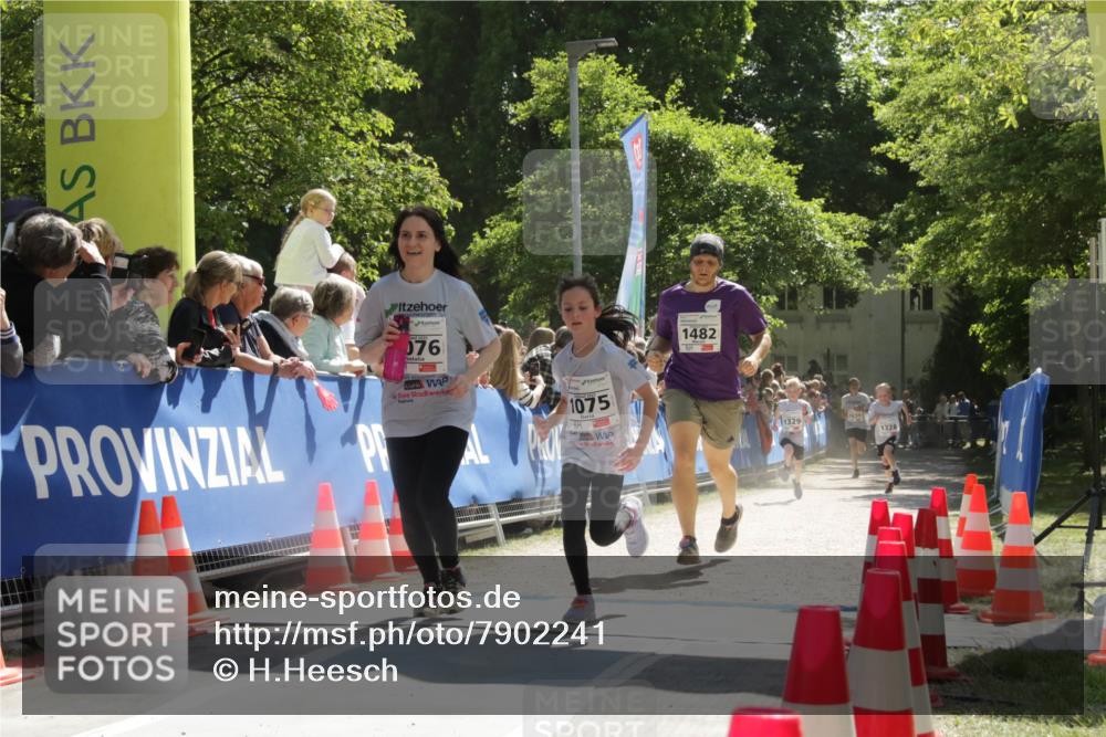 17.05.2025 - Störlauf H.Heesch http://msf.ph/oto/7902241 17.05.2025 14:43:50 Ziel 076, 1075, 1482, 1329, 1328 meine-sportfotos.de