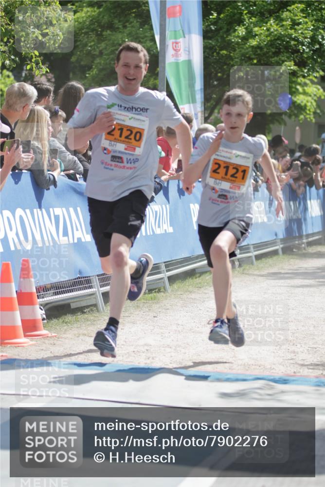17.05.2025 - Störlauf H.Heesch http://msf.ph/oto/7902276 17.05.2025 15:29:06 Ziel 2120, 2121 meine-sportfotos.de