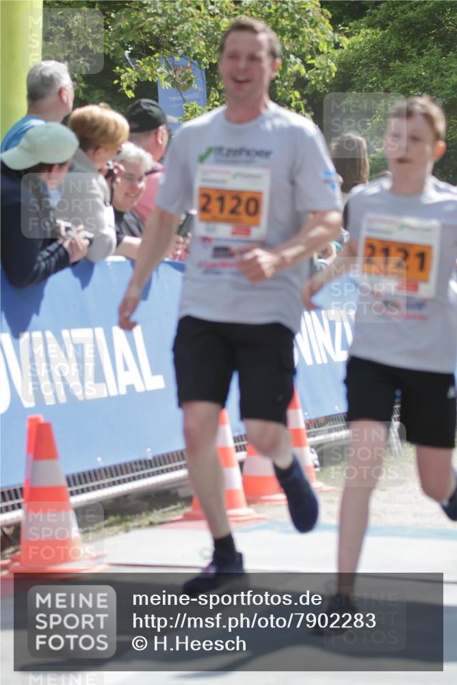 17.05.2025 - Störlauf H.Heesch http://msf.ph/oto/7902283 17.05.2025 15:29:06 Ziel 1992, 9, 2120, 2121 meine-sportfotos.de