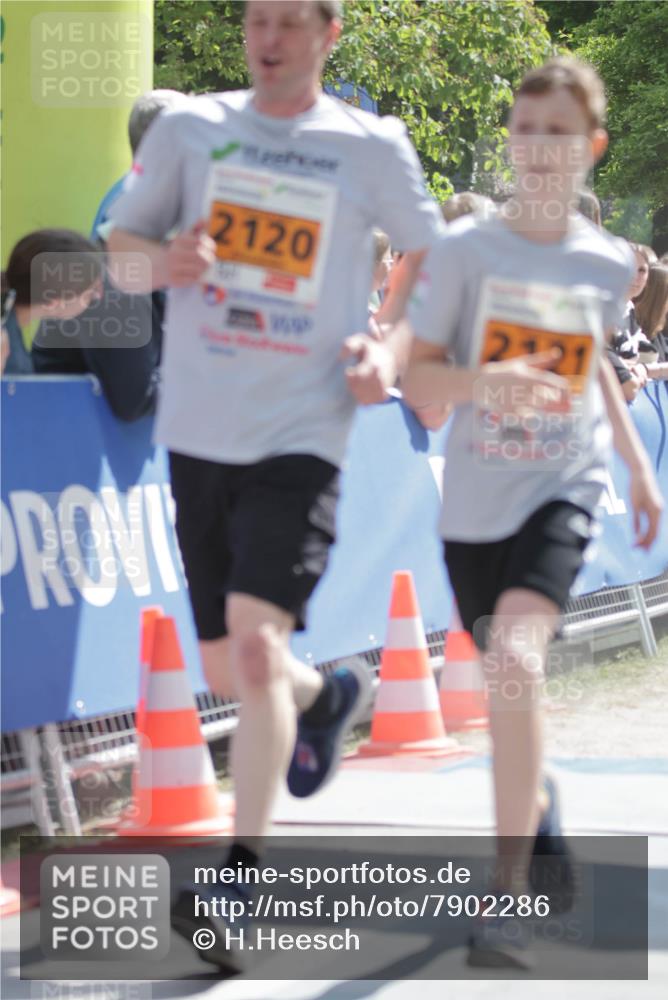 17.05.2025 - Störlauf H.Heesch http://msf.ph/oto/7902286 17.05.2025 15:29:06 Ziel 2120, 2221 meine-sportfotos.de