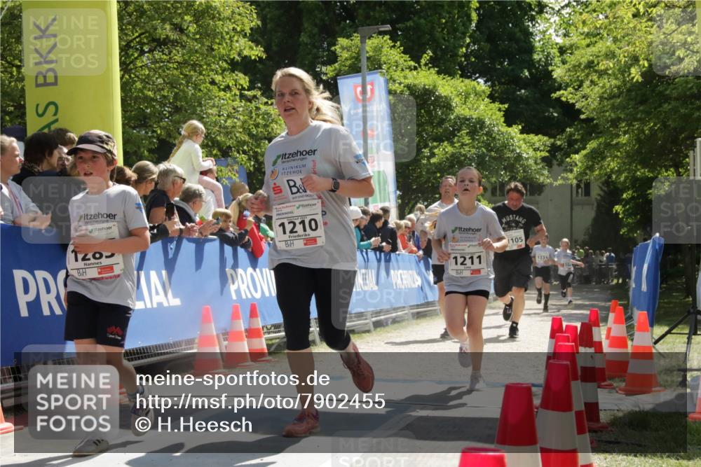 17.05.2025 - Störlauf H.Heesch http://msf.ph/oto/7902455 17.05.2025 14:46:30 Ziel 120, 1998, 1, 1210, 1211, 1105, 1331, 56 meine-sportfotos.de