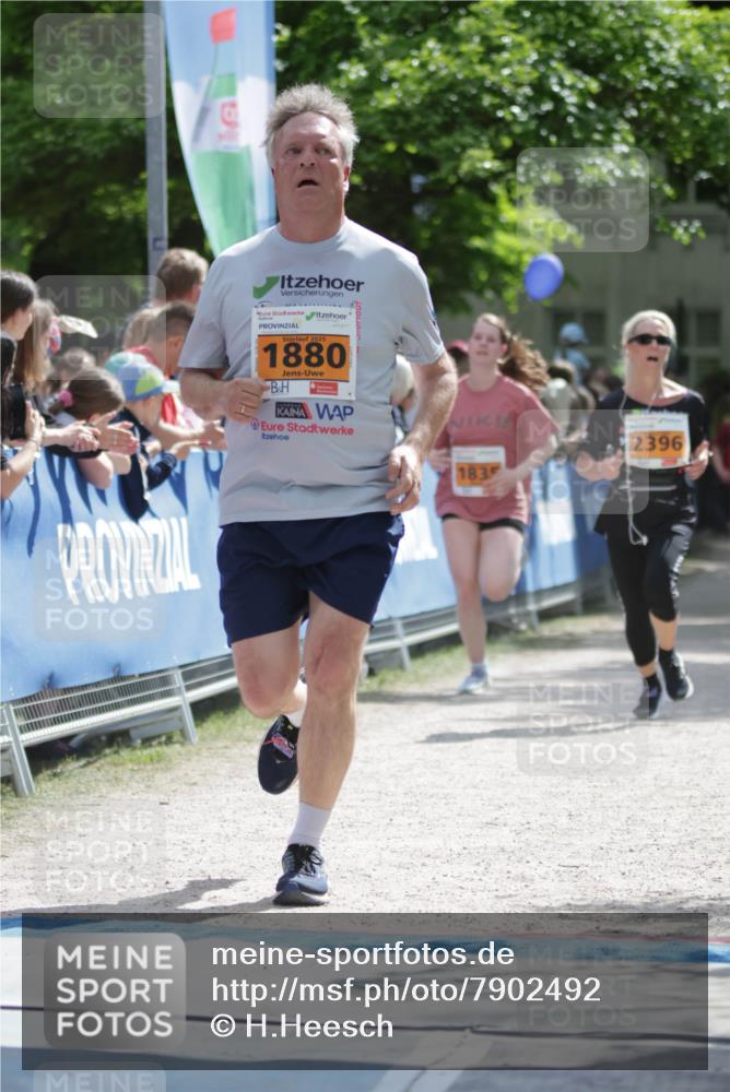 17.05.2025 - Störlauf H.Heesch http://msf.ph/oto/7902492 17.05.2025 15:29:51 Ziel 2025, 1880, 2396, 183 meine-sportfotos.de