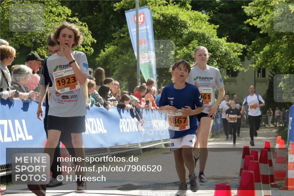 17.05.2025 - Störlauf H.Heesch http://msf.ph/oto/7906520 17.05.2025 15:28:38 Ziel 199, 911, 1923, 2, 12, 61, 1867, 1913 meine-sportfotos.de