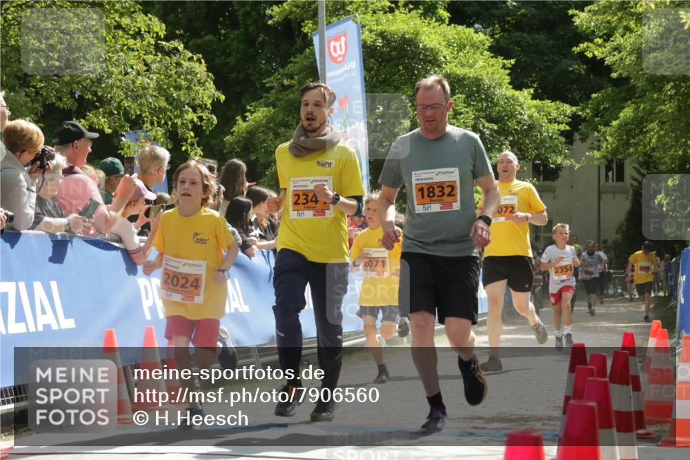17.05.2025 - Störlauf H.Heesch http://msf.ph/oto/7906560 17.05.2025 15:28:51 Ziel 2024, 3, 992, 234, 1832, 2071, 072, 2354 meine-sportfotos.de