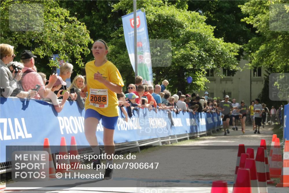 17.05.2025 - Störlauf H.Heesch http://msf.ph/oto/7906647 17.05.2025 15:29:43 Ziel 2088, 1998 meine-sportfotos.de