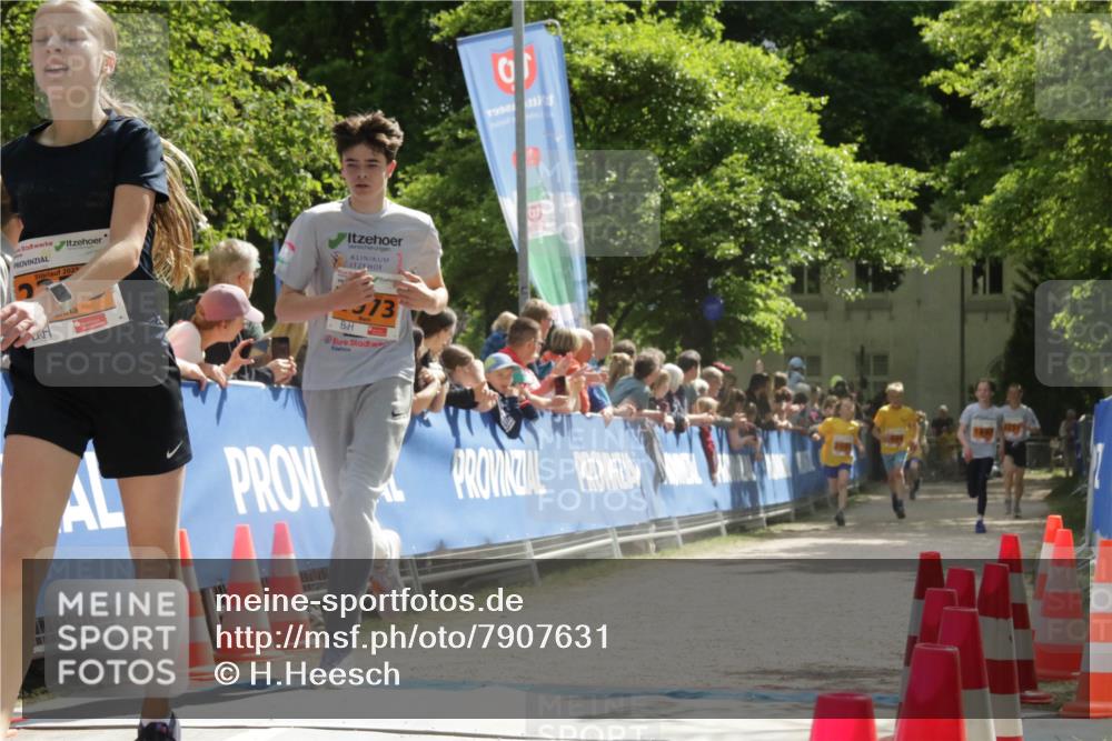 17.05.2025 - Störlauf H.Heesch http://msf.ph/oto/7907631 17.05.2025 15:27:29 Ziel 2021, 13, 1992 meine-sportfotos.de