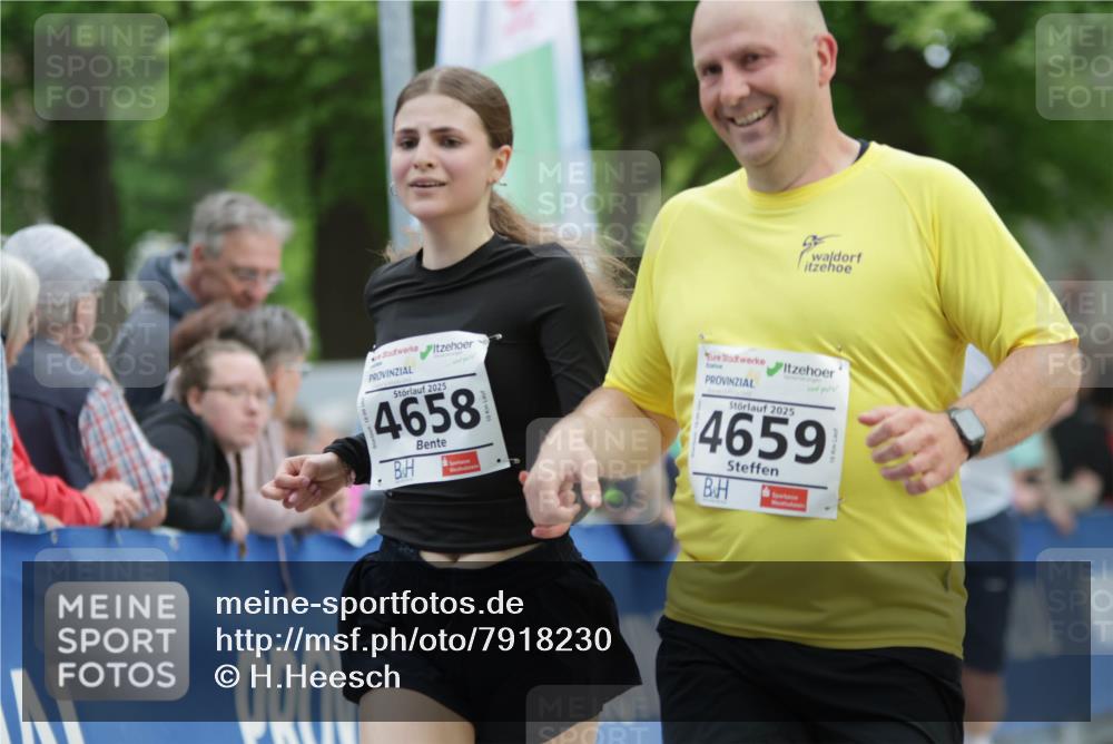 17.05.2025 - Störlauf H.Heesch http://msf.ph/oto/7918230 17.05.2025 19:08:57 Ziel 2025, 4658, 2025, 4659 meine-sportfotos.de