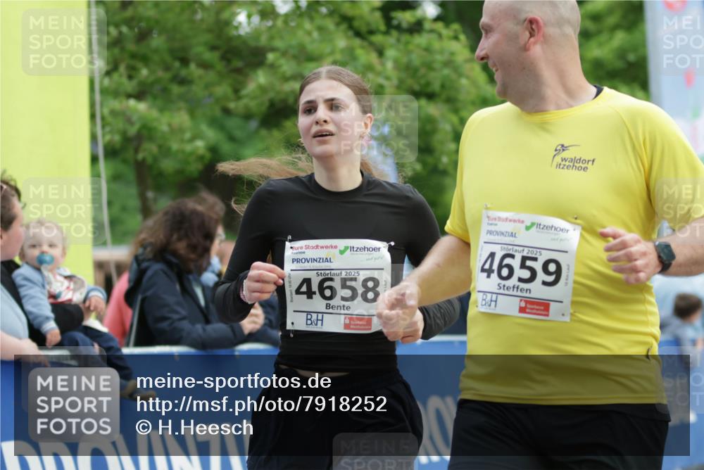 17.05.2025 - Störlauf H.Heesch http://msf.ph/oto/7918252 17.05.2025 19:08:59 Ziel 2025, 4658, 2025, 4659 meine-sportfotos.de