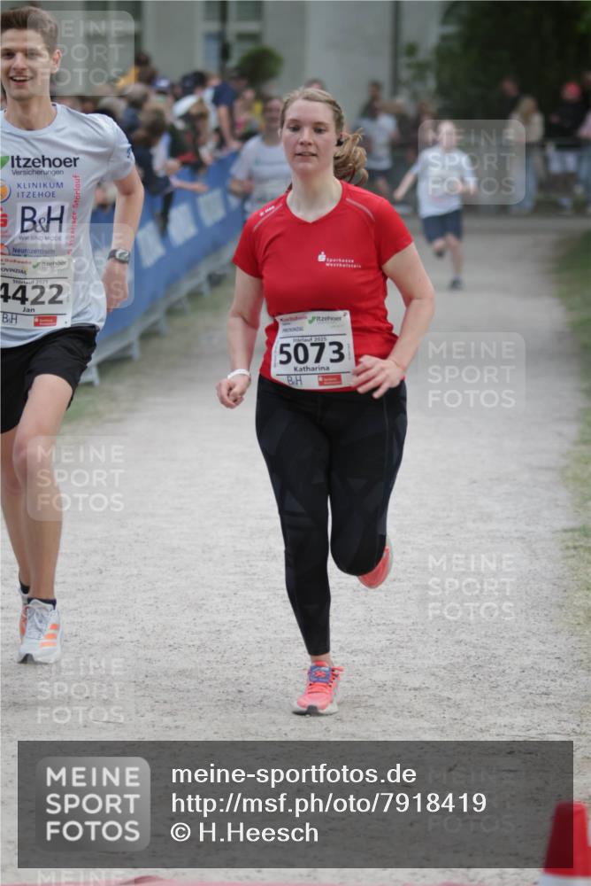 17.05.2025 - Störlauf H.Heesch http://msf.ph/oto/7918419 17.05.2025 19:09:39 Ziel 2025, 4422, 2025, 5073 meine-sportfotos.de