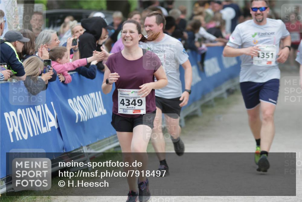 17.05.2025 - Störlauf H.Heesch http://msf.ph/oto/7918497 17.05.2025 19:09:51 Ziel 2025, 4349, 351 meine-sportfotos.de