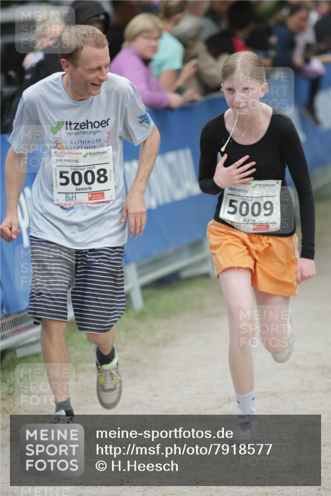 17.05.2025 - Störlauf H.Heesch http://msf.ph/oto/7918577 17.05.2025 19:10:19 Ziel 2025, 5008, 2025, 5009 meine-sportfotos.de