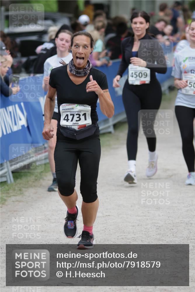 17.05.2025 - Störlauf H.Heesch http://msf.ph/oto/7918579 17.05.2025 19:10:38 Ziel 2025, 4731, 4509, 50 meine-sportfotos.de