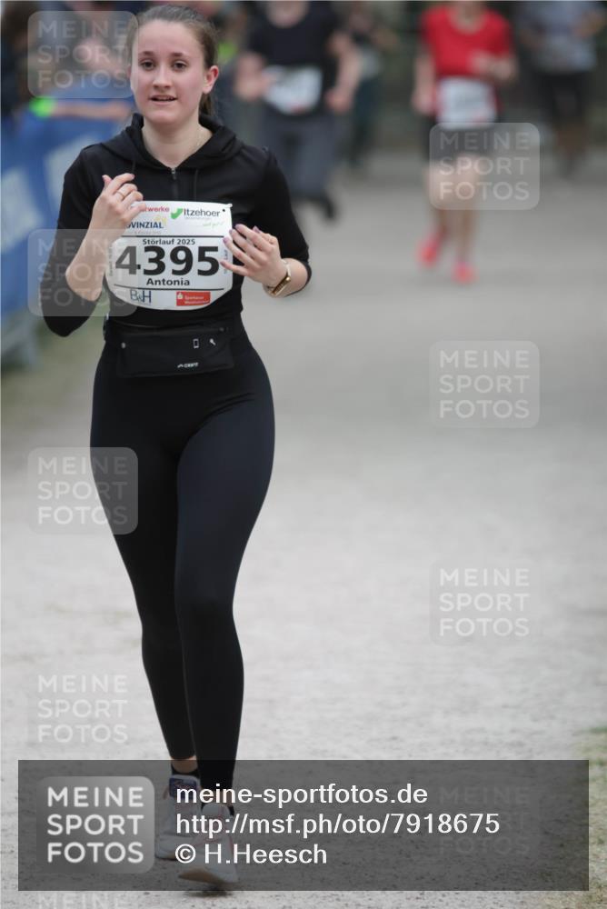 17.05.2025 - Störlauf H.Heesch http://msf.ph/oto/7918675 17.05.2025 19:10:52 Ziel 2025, 4395 meine-sportfotos.de