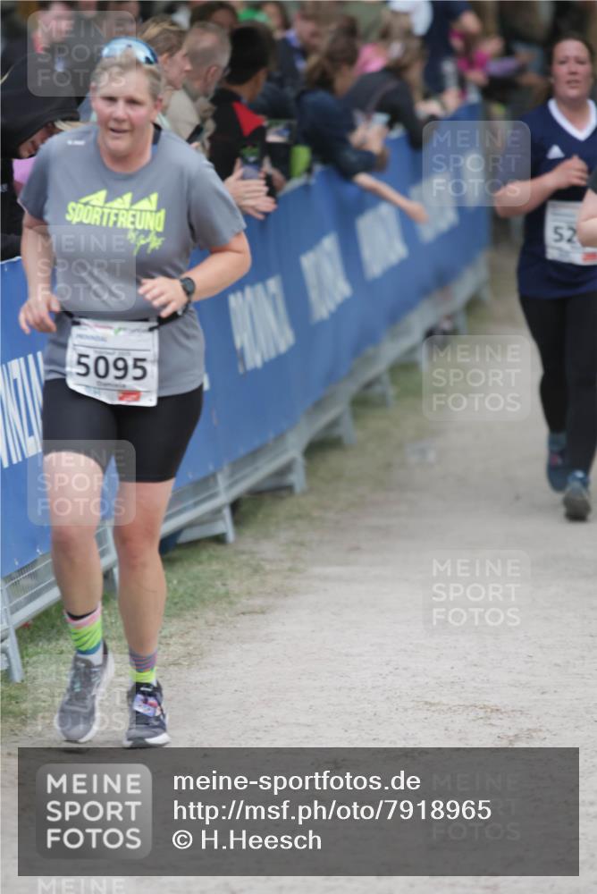 17.05.2025 - Störlauf H.Heesch http://msf.ph/oto/7918965 17.05.2025 19:11:52 Ziel 52, 5095 meine-sportfotos.de