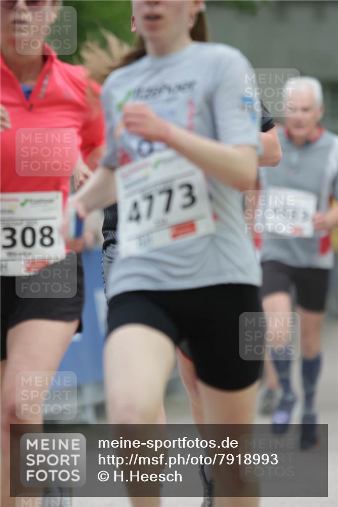 17.05.2025 - Störlauf H.Heesch http://msf.ph/oto/7918993 17.05.2025 19:00:20 Ziel 308, 4773 meine-sportfotos.de