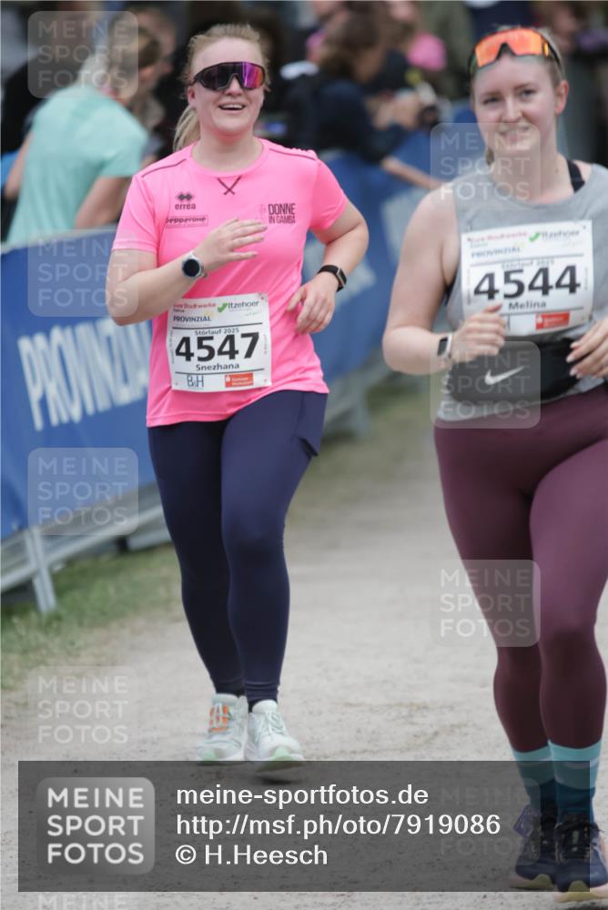 17.05.2025 - Störlauf H.Heesch http://msf.ph/oto/7919086 17.05.2025 19:12:16 Ziel 2025, 4547, 4544 meine-sportfotos.de