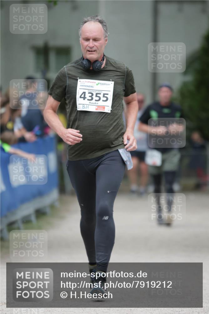 17.05.2025 - Störlauf H.Heesch http://msf.ph/oto/7919212 17.05.2025 19:13:30 Ziel 2025, 4355 meine-sportfotos.de