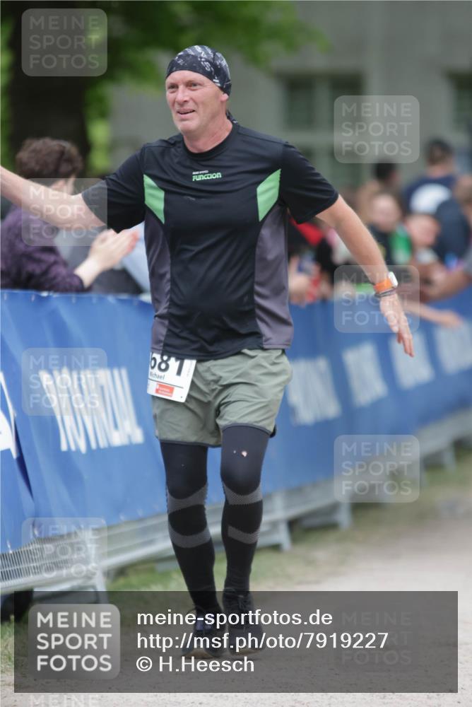17.05.2025 - Störlauf H.Heesch http://msf.ph/oto/7919227 17.05.2025 19:13:36 Ziel 687 meine-sportfotos.de