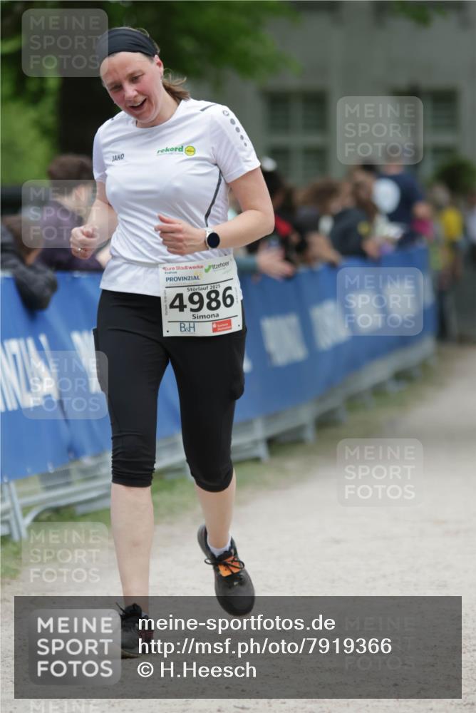 17.05.2025 - Störlauf H.Heesch http://msf.ph/oto/7919366 17.05.2025 19:14:58 Ziel 2025, 4986 meine-sportfotos.de