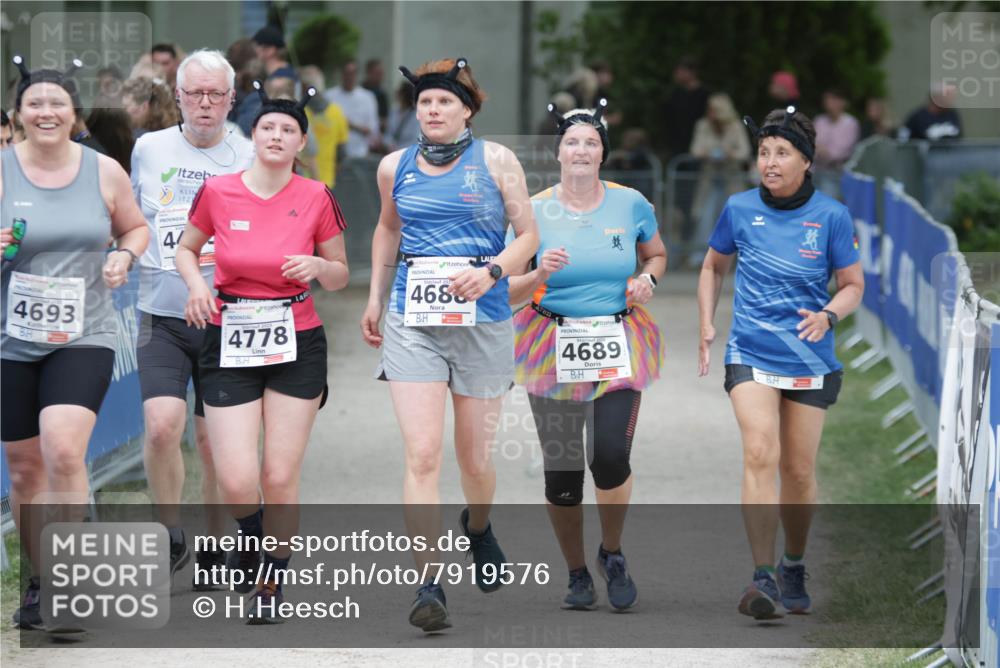 17.05.2025 - Störlauf H.Heesch http://msf.ph/oto/7919576 17.05.2025 19:17:10 Ziel 4693, 4, 4778, 4686, 4689 meine-sportfotos.de