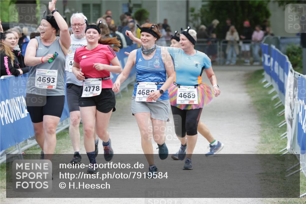 17.05.2025 - Störlauf H.Heesch http://msf.ph/oto/7919584 17.05.2025 19:17:12 Ziel 4693, 4, 4778, 468, 4689 meine-sportfotos.de