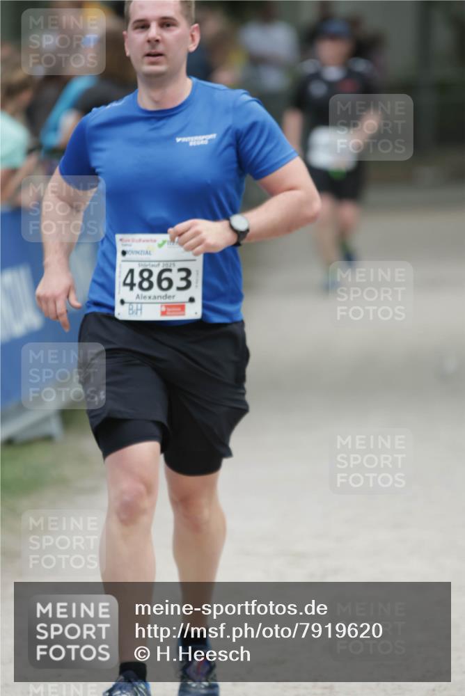 17.05.2025 - Störlauf H.Heesch http://msf.ph/oto/7919620 17.05.2025 19:17:33 Ziel 2025, 4863 meine-sportfotos.de