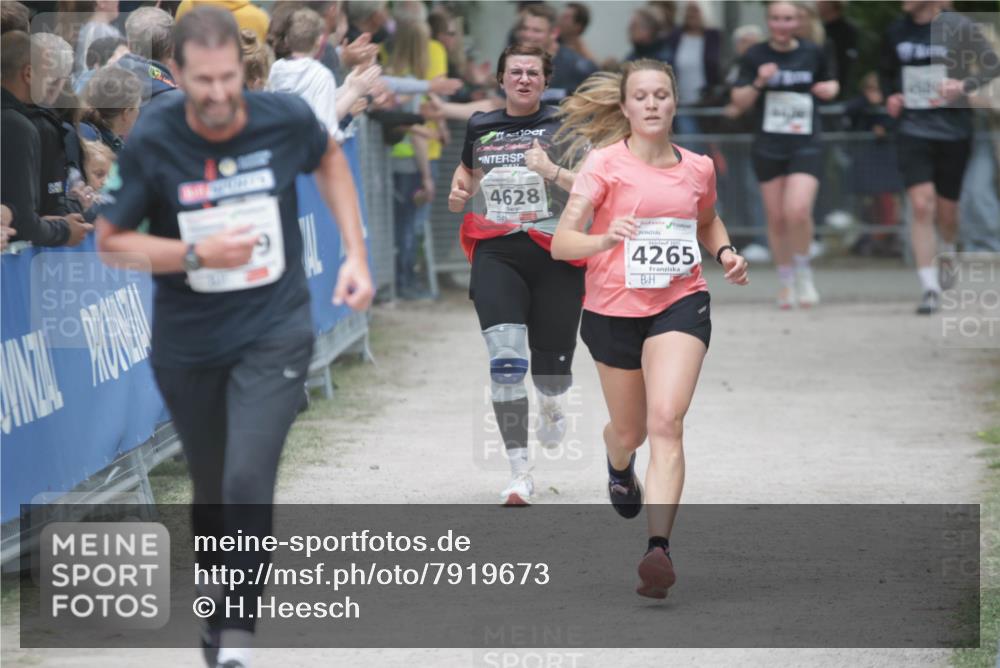 17.05.2025 - Störlauf H.Heesch http://msf.ph/oto/7919673 17.05.2025 19:01:47 Ziel 4628, 4265 meine-sportfotos.de