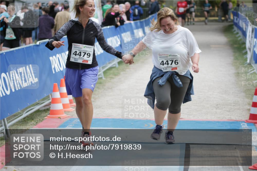 17.05.2025 - Störlauf H.Heesch http://msf.ph/oto/7919839 17.05.2025 19:21:36 Ziel 4479, 2075, 4476 meine-sportfotos.de