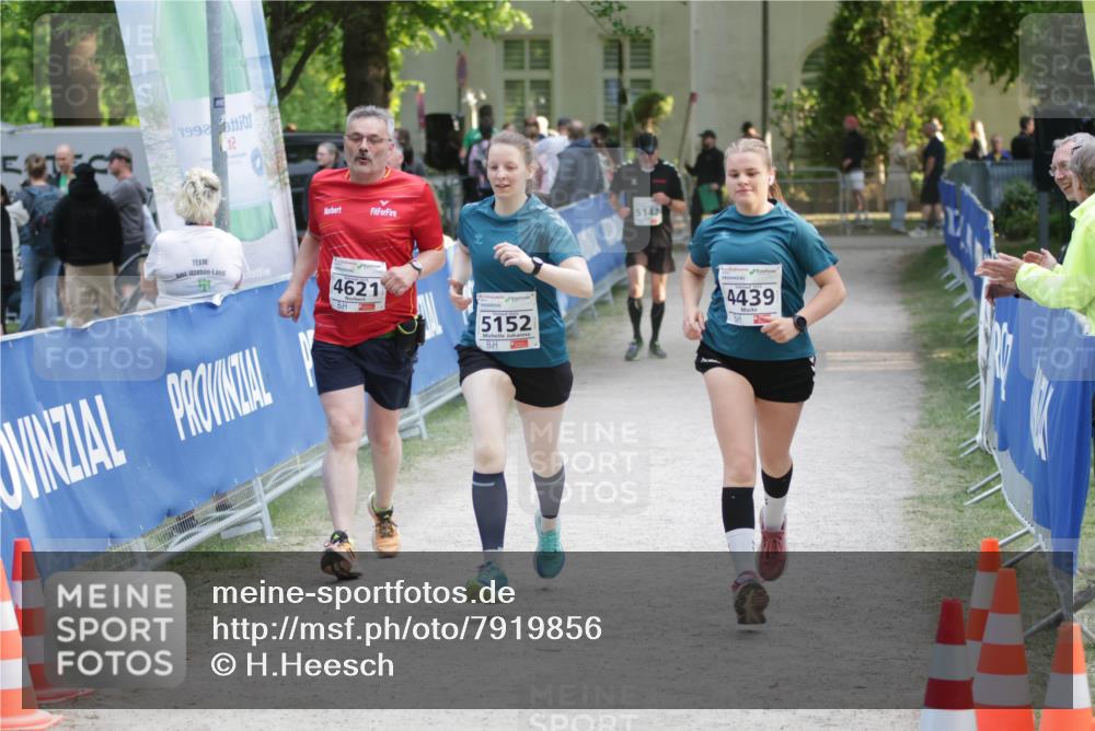 17.05.2025 - Störlauf H.Heesch http://msf.ph/oto/7919856 17.05.2025 19:21:46 Ziel 1992, 12, 4621, 5152, 5142, 4439 meine-sportfotos.de