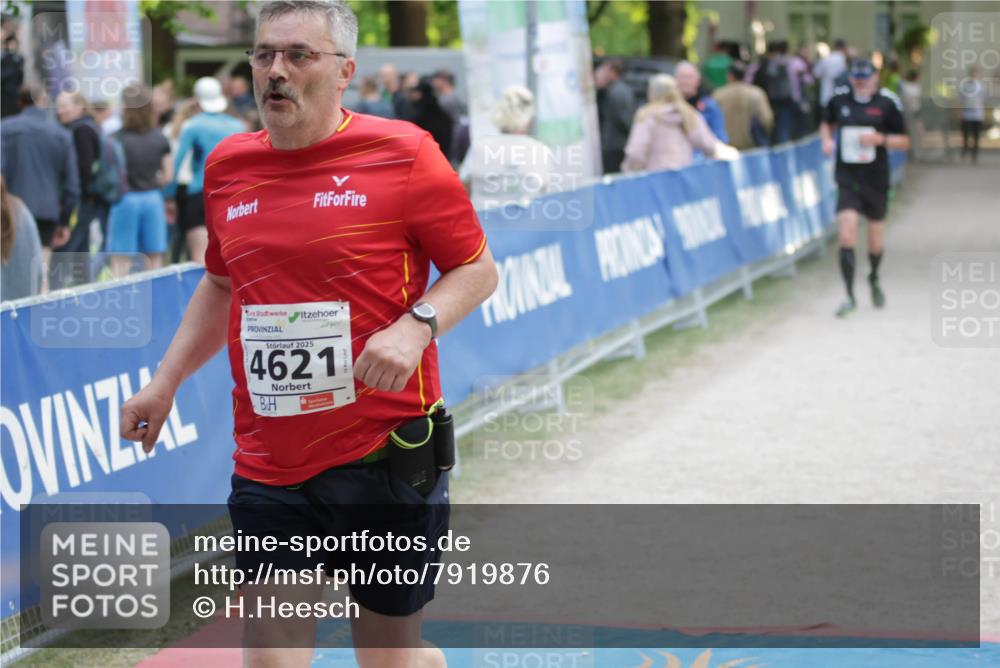 17.05.2025 - Störlauf H.Heesch http://msf.ph/oto/7919876 17.05.2025 19:21:50 Ziel 2025, 4621 meine-sportfotos.de