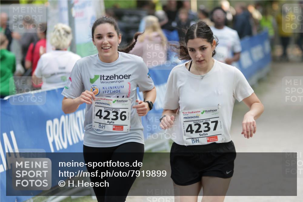 17.05.2025 - Störlauf H.Heesch http://msf.ph/oto/7919899 17.05.2025 19:22:03 Ziel 2025, 4236, 3, 2025, 4237 meine-sportfotos.de