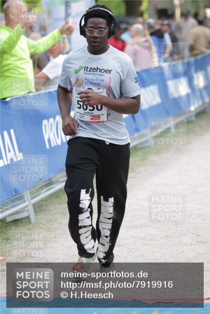 17.05.2025 - Störlauf H.Heesch http://msf.ph/oto/7919916 17.05.2025 19:22:07 Ziel 5650 meine-sportfotos.de