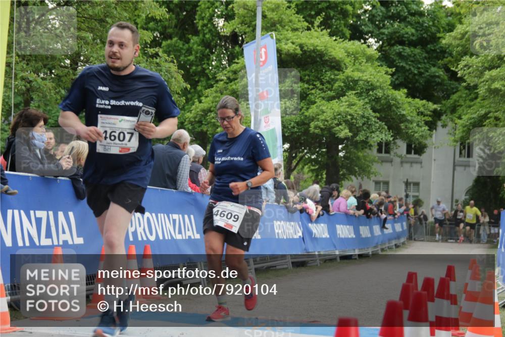17.05.2025 - Störlauf H.Heesch http://msf.ph/oto/7920104 17.05.2025 19:08:48 Ziel 4607, 4609, 1911 meine-sportfotos.de